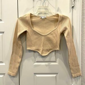 Zara Woman’s Ribbed Cropped Top Cream /Tan
Size: Small Preloved